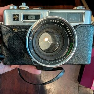 Yashica Vintage Black Camera Untested
